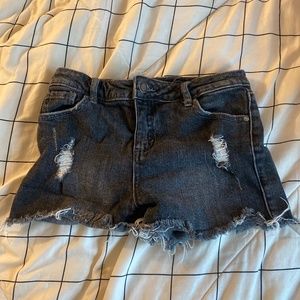 black distressed jean shorts